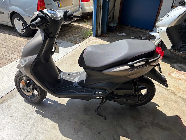 Yamaha snorscooter neo's 4 scooter - afbeelding 12 van  26