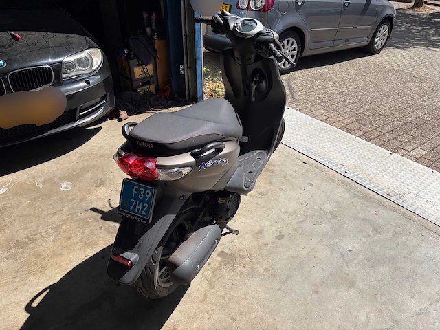 Yamaha snorscooter neo's 4 scooter - afbeelding 23 van  26