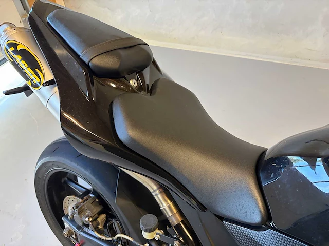Yamaha sport yzf-r1 motorfiets - afbeelding 23 van  43