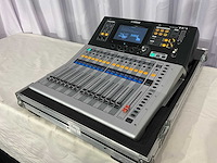 Yamaha tf1 digitale mengtafel