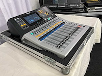 Yamaha tf1 digitale mengtafel - afbeelding 2 van  8