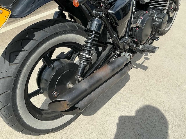 Yamaha tour xj 700 xs motorfiets/bobber - afbeelding 10 van  26