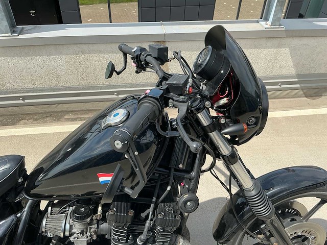 Yamaha tour xj 700 xs motorfiets/bobber - afbeelding 11 van  26