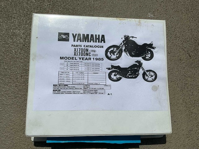 Yamaha tour xj 700 xs motorfiets/bobber - afbeelding 15 van  26