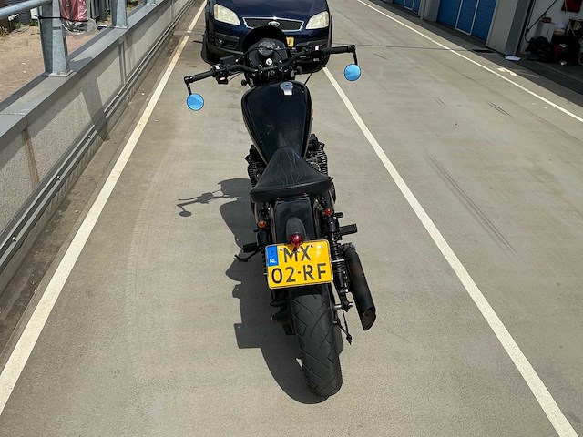 Yamaha tour xj 700 xs motorfiets/bobber - afbeelding 22 van  26