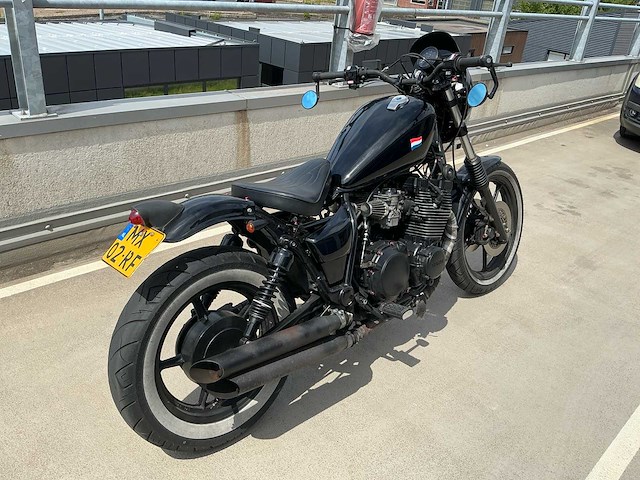Yamaha tour xj 700 xs motorfiets/bobber - afbeelding 4 van  5