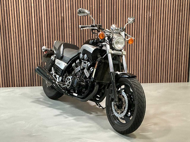 Yamaha v-max 1200 black max motorfiets - afbeelding 23 van  25