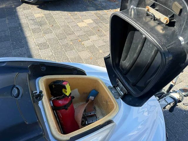 Yamaha waverunner 1200gpr 155pk waterscooter + trailer - afbeelding 14 van  39