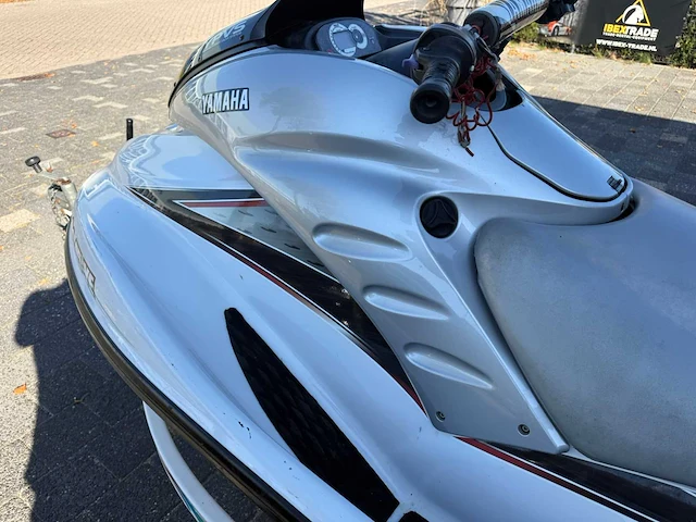 Yamaha waverunner 1200gpr 155pk waterscooter + trailer - afbeelding 22 van  39