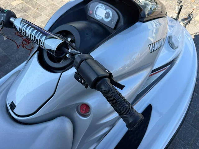 Yamaha waverunner 1200gpr 155pk waterscooter + trailer - afbeelding 27 van  39