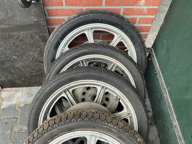 Yamaha xs 500 (2x) met partij xs500 motor onderdelen - afbeelding 30 van  44