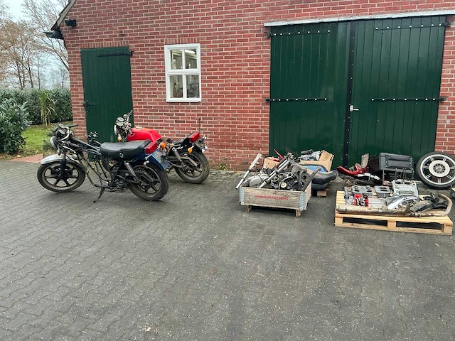 Yamaha xs 500 (2x) met partij xs500 motor onderdelen - afbeelding 23 van  44