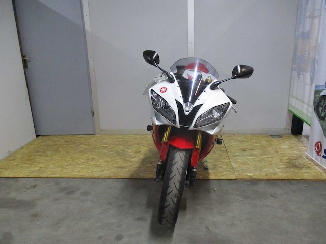 Yamaha yzf - motorfiets - r6 - motorfiets - afbeelding 11 van  15