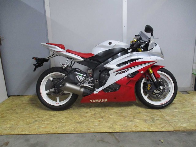 Yamaha yzf - motorfiets - r6 - motorfiets - afbeelding 14 van  15
