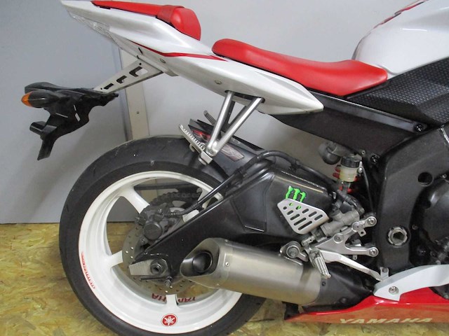 Yamaha yzf - motorfiets - r6 - motorfiets - afbeelding 15 van  15