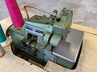 Yamato dcz-203-d2 z overlock machine met werktafel inclusief voetbediening - afbeelding 6 van  8