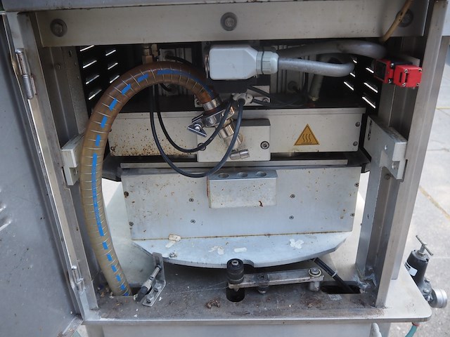 Yang srl - afbeelding 10 van  10