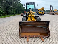 Yanmar - 2019 - v80 - met bak en vorken - 860 uren - shovel - afbeelding 2 van  19