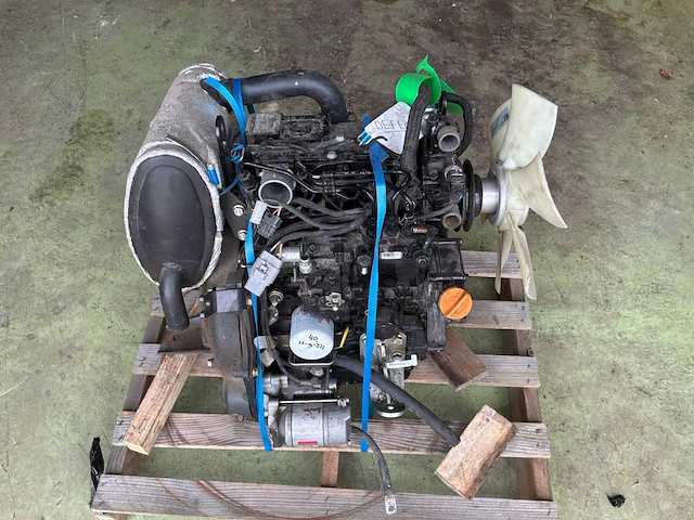 Yanmar 3tnv74-pbc dieselmotor - afbeelding 4 van  11