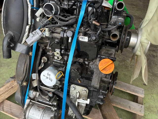 Yanmar 3tnv74-pbc dieselmotor - afbeelding 10 van  11