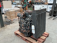 Yanmar 4tne88-sa dieselmotor - afbeelding 2 van  7