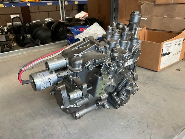 Yanmar brandstofinjectiepomp - afbeelding 2 van  4