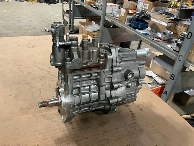 Yanmar brandstofpomp - afbeelding 4 van  5