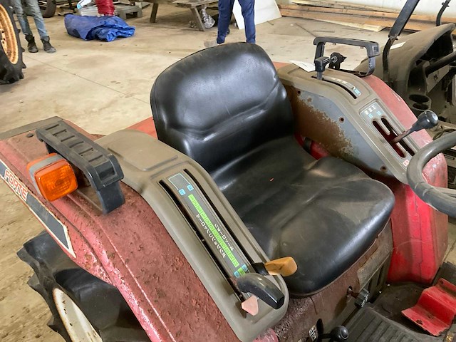 Yanmar f-6 minitractor - afbeelding 16 van  16