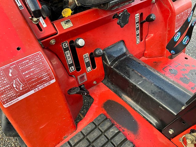 Yanmar f15d 4wd minitractor trv-08-x - afbeelding 13 van  23