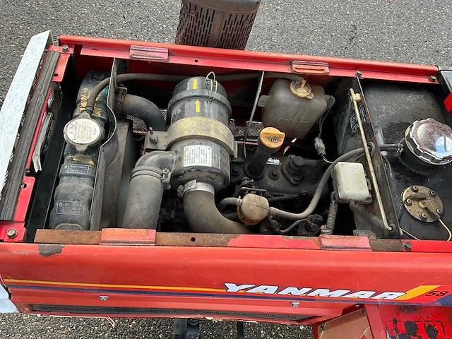 Yanmar f15d 4wd minitractor trv-08-x - afbeelding 15 van  23