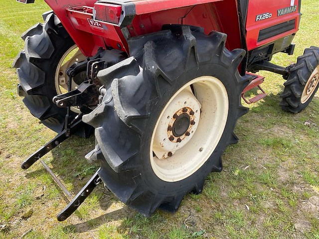 Yanmar fx26d vierwielaangedreven landbouwtractor - afbeelding 2 van  20