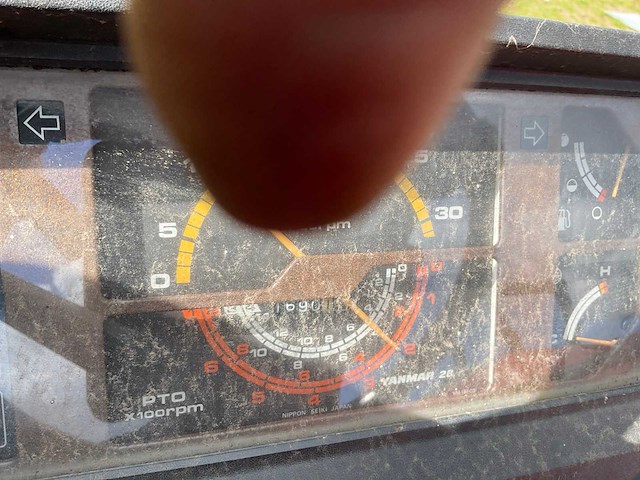 Yanmar fx26d vierwielaangedreven landbouwtractor - afbeelding 10 van  20