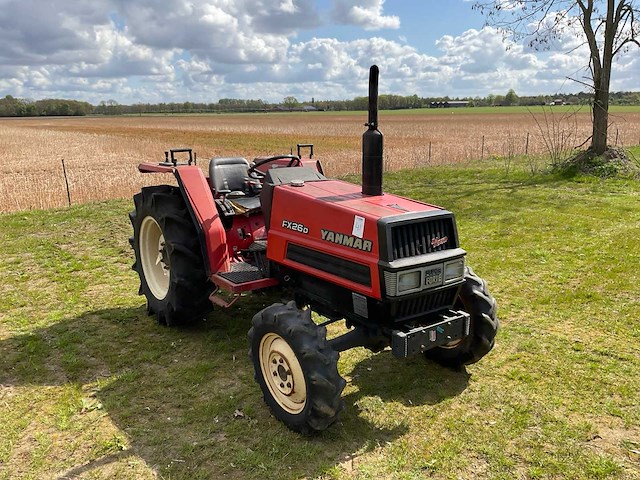 Yanmar fx26d vierwielaangedreven landbouwtractor - afbeelding 14 van  20