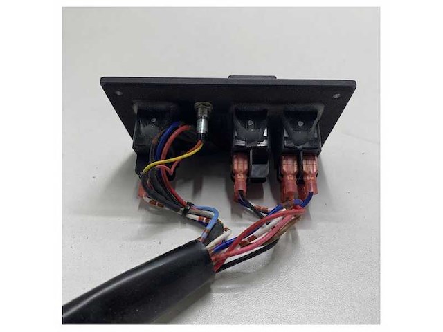 Yanmar sub engine control panel vipt220202198 - afbeelding 2 van  3