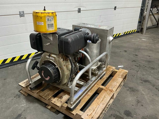 Yanmar vikoma mini-vac system vacuümpomp - afbeelding 7 van  14
