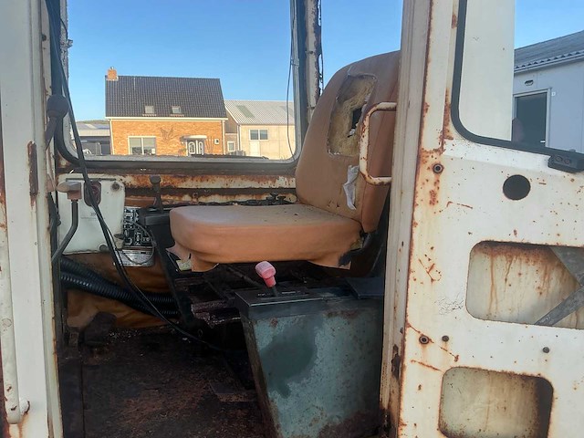 Yanmar yb351 midigraafmachine - afbeelding 11 van  27