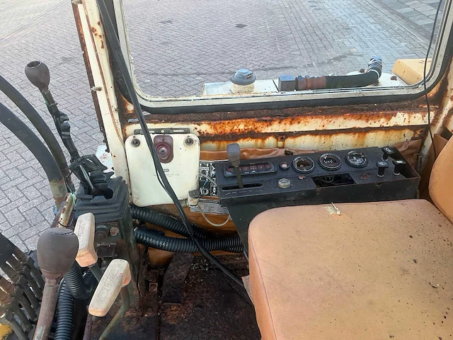 Yanmar yb351 midigraafmachine - afbeelding 10 van  27