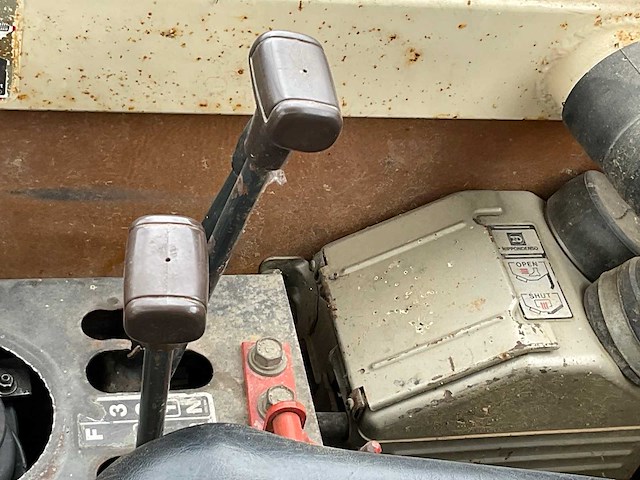 Yanmar yb401w mobiele kraan - afbeelding 18 van  32