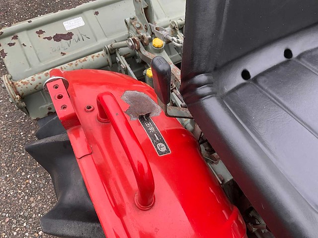 Yanmar ym1300d 4wd minitractor - afbeelding 8 van  24