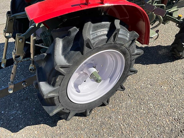 Yanmar ym1301d 4wd minitractor - afbeelding 3 van  23