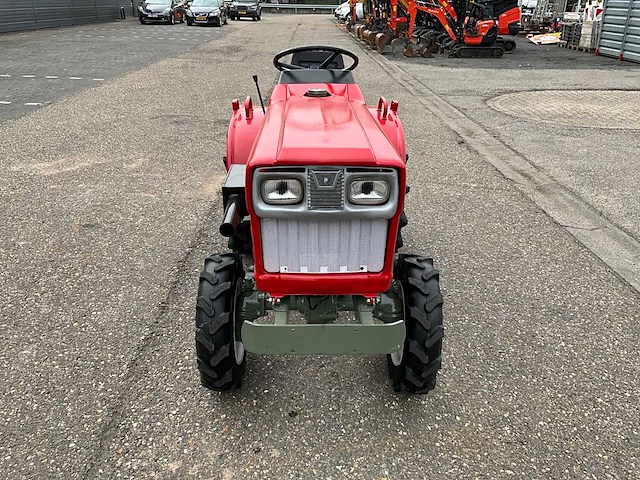 Yanmar ym1301d 4wd minitractor - afbeelding 16 van  23