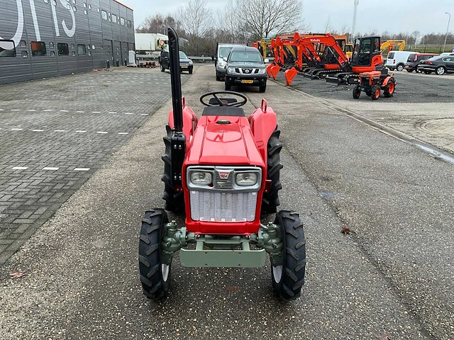Yanmar ym1601d 4wd minitractor - afbeelding 17 van  24