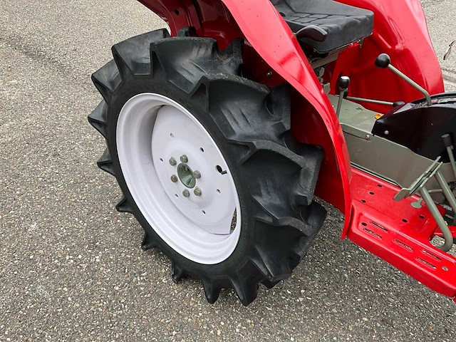 Yanmar ym1610d 4wd minitractor - afbeelding 3 van  21