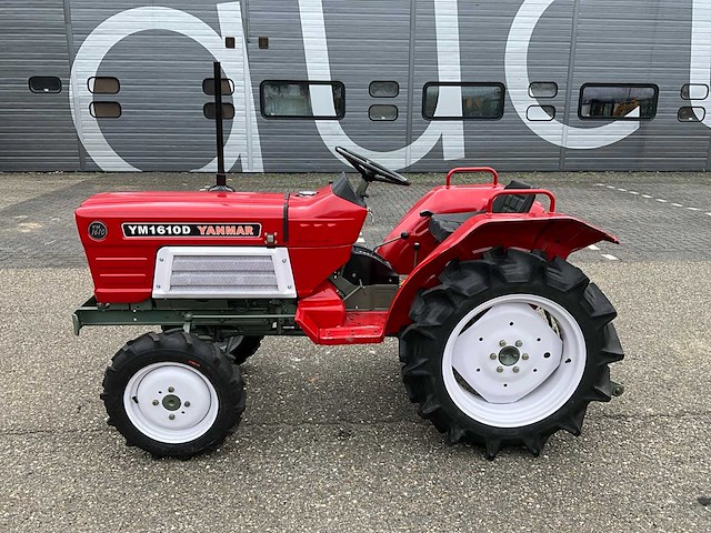 Yanmar ym1610d 4wd minitractor - afbeelding 12 van  21