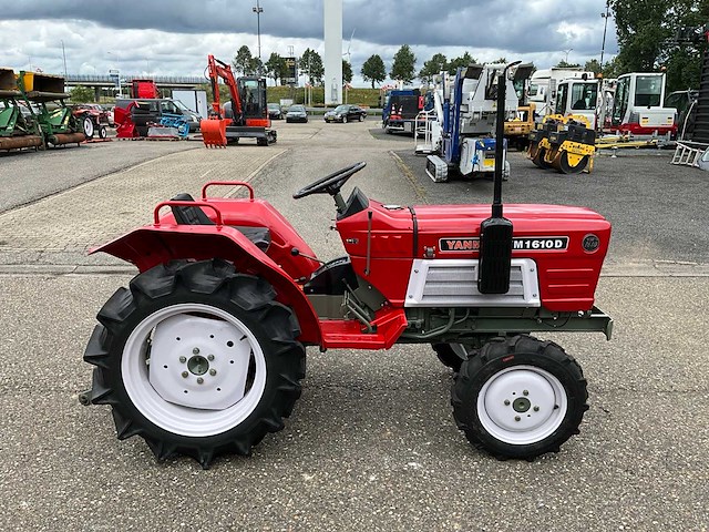 Yanmar ym1610d 4wd minitractor - afbeelding 18 van  21