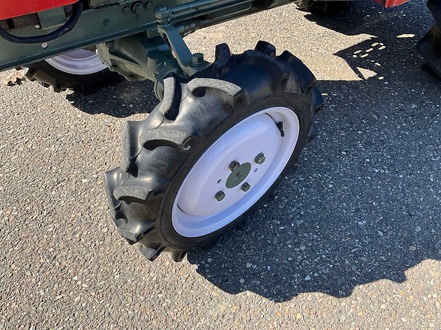Yanmar ym1702d 4wd minitractor - afbeelding 25 van  25