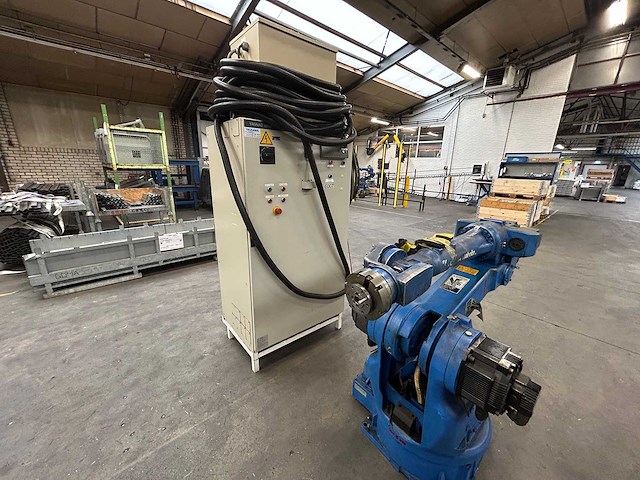 Yaskawa-motoman - 1998 - yr-sk45-c000 - industriële robot - afbeelding 8 van  11