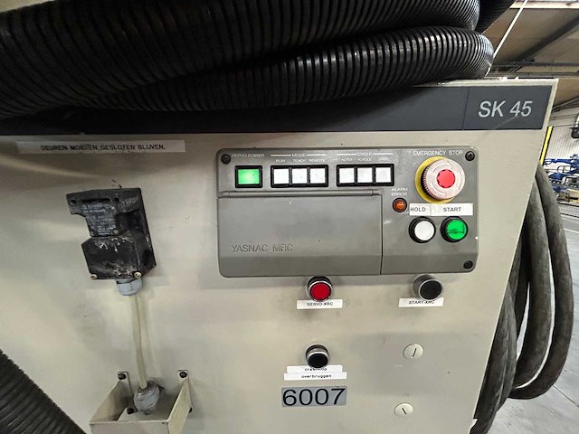 Yaskawa-motoman - 1998 - yr-sk45-c000 - industriële robot - afbeelding 5 van  5