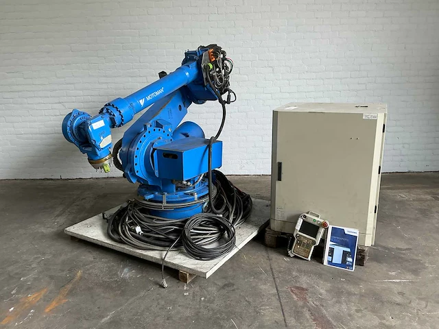 Yaskawa motoman - 2006 - yr-es165n-b10 - uitnamerobot - afbeelding 6 van  8