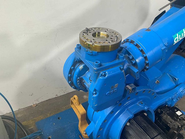 Yaskawa motoman - yr-es165n-b00 - robotic loader - 2005 - afbeelding 8 van  13